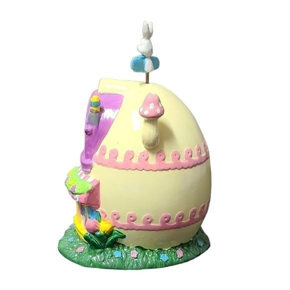 Musical wind up Easter Egg House - Picture 2 of 6
